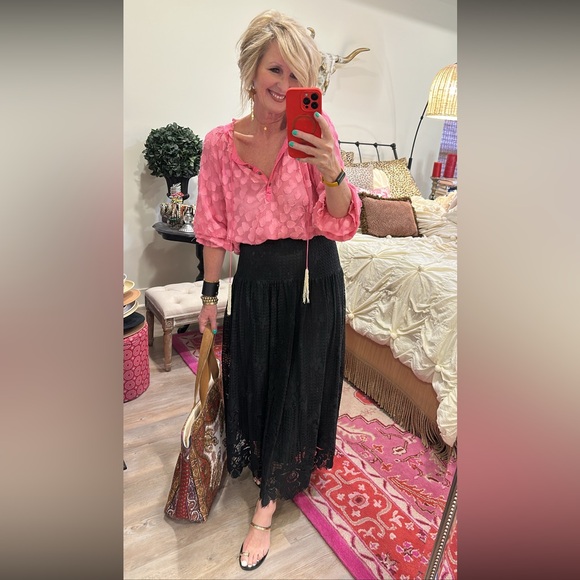 Aratta Tops - Aratta Pink Blouse with Textured Design